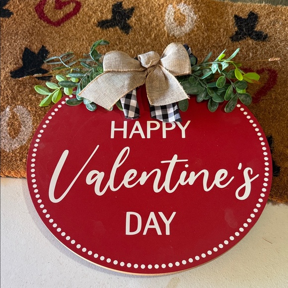 Valentine's Day Love Decor Set - Red and Silver - Picture 2 of 12